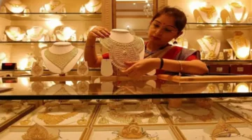 قفزة مفاجئة.. أسعار الذهب عيار 21 تصل 200 ألف ريال في عدن وصنعاء